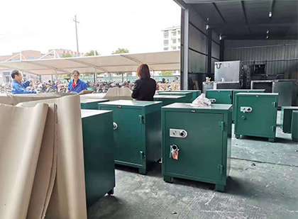 加格达奇炸药柜