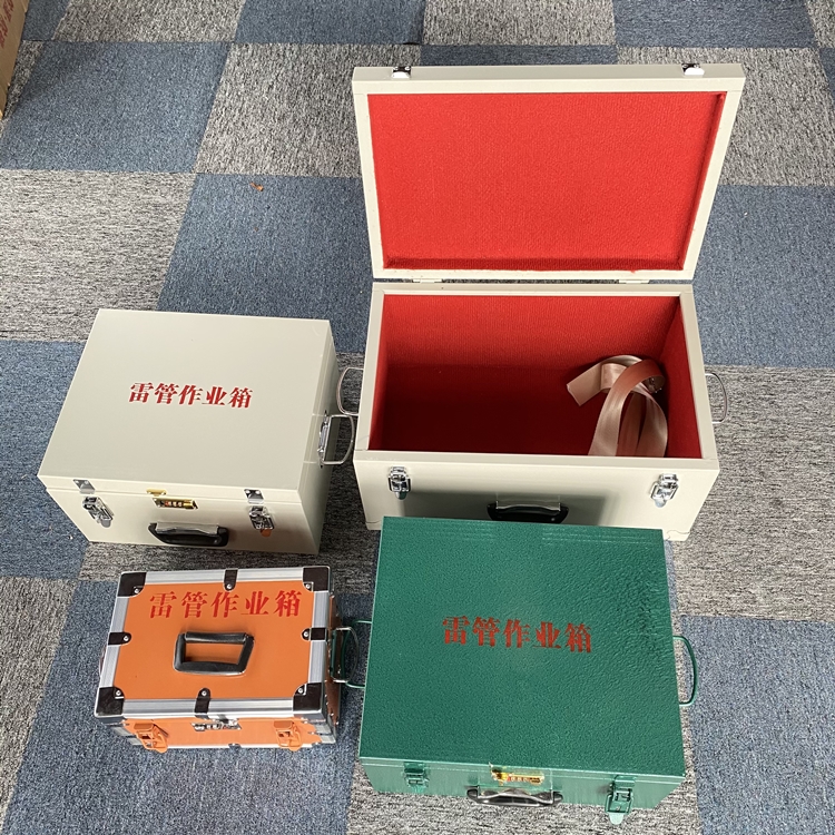 加格达奇爆破工程作业箱如何选择?玻璃钢与传统材质的全面对比